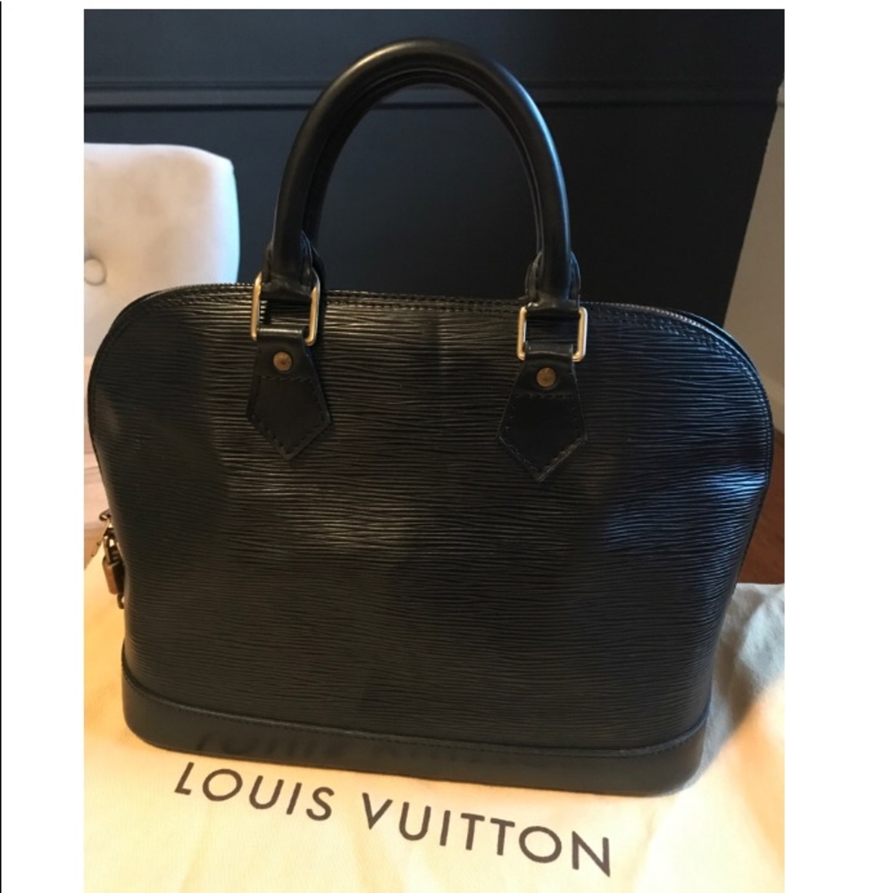 Louis Vuitton Epi Alma Black